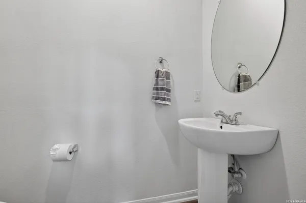 $379,000 | 241 Antelope Valley, San Antonio, TX 78253