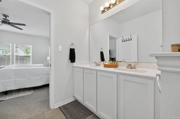 $379,000 | 241 Antelope Valley, San Antonio, TX 78253