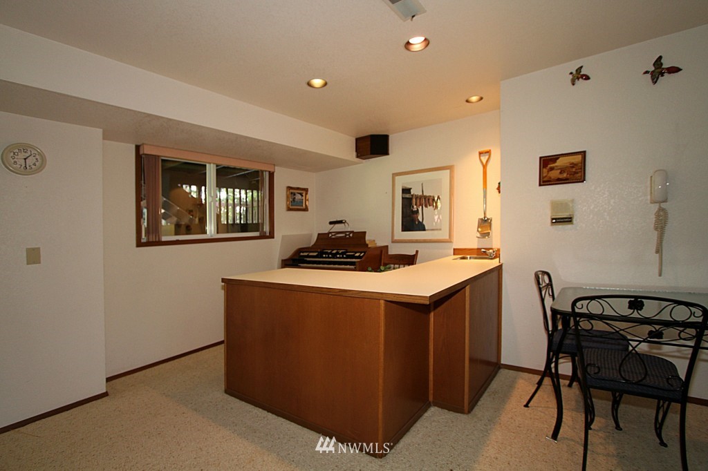712 Reiten Road Kent, WA 98030 - Photo 14 of 15 Gallery Image 14