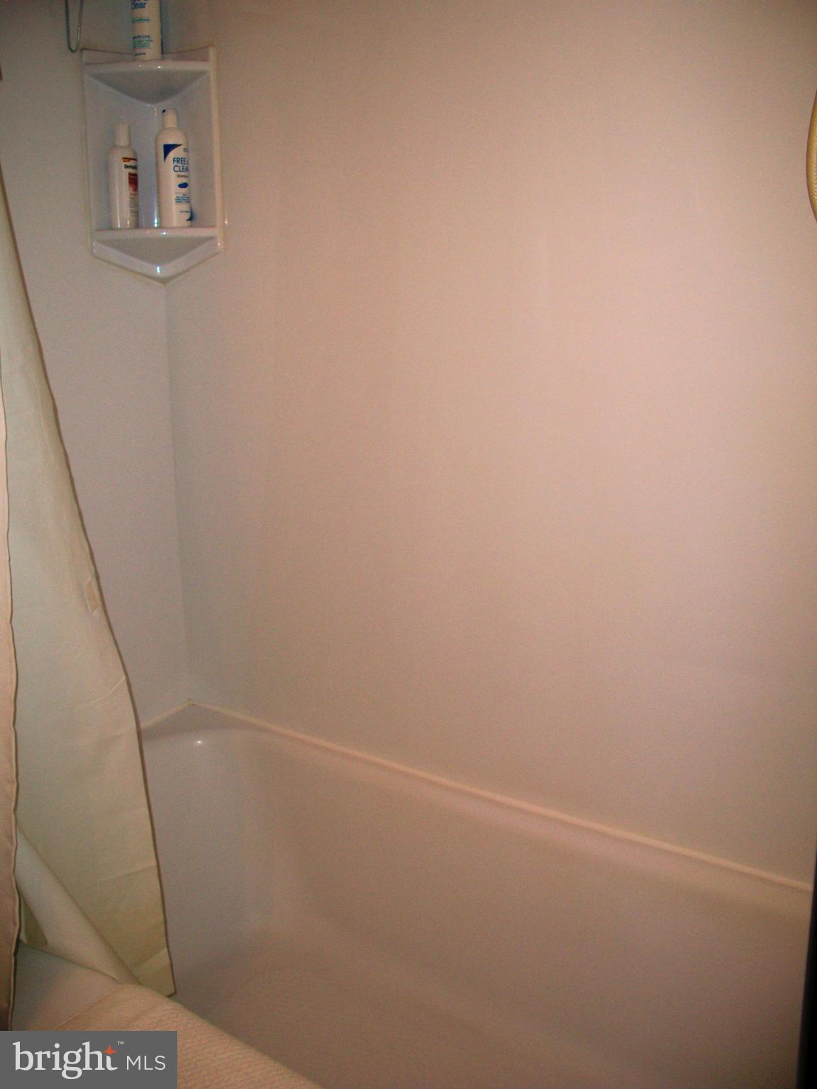 8662 Black Oak Road Baltimore, MD 21234 - Photo 17 of 30 a view of a small space