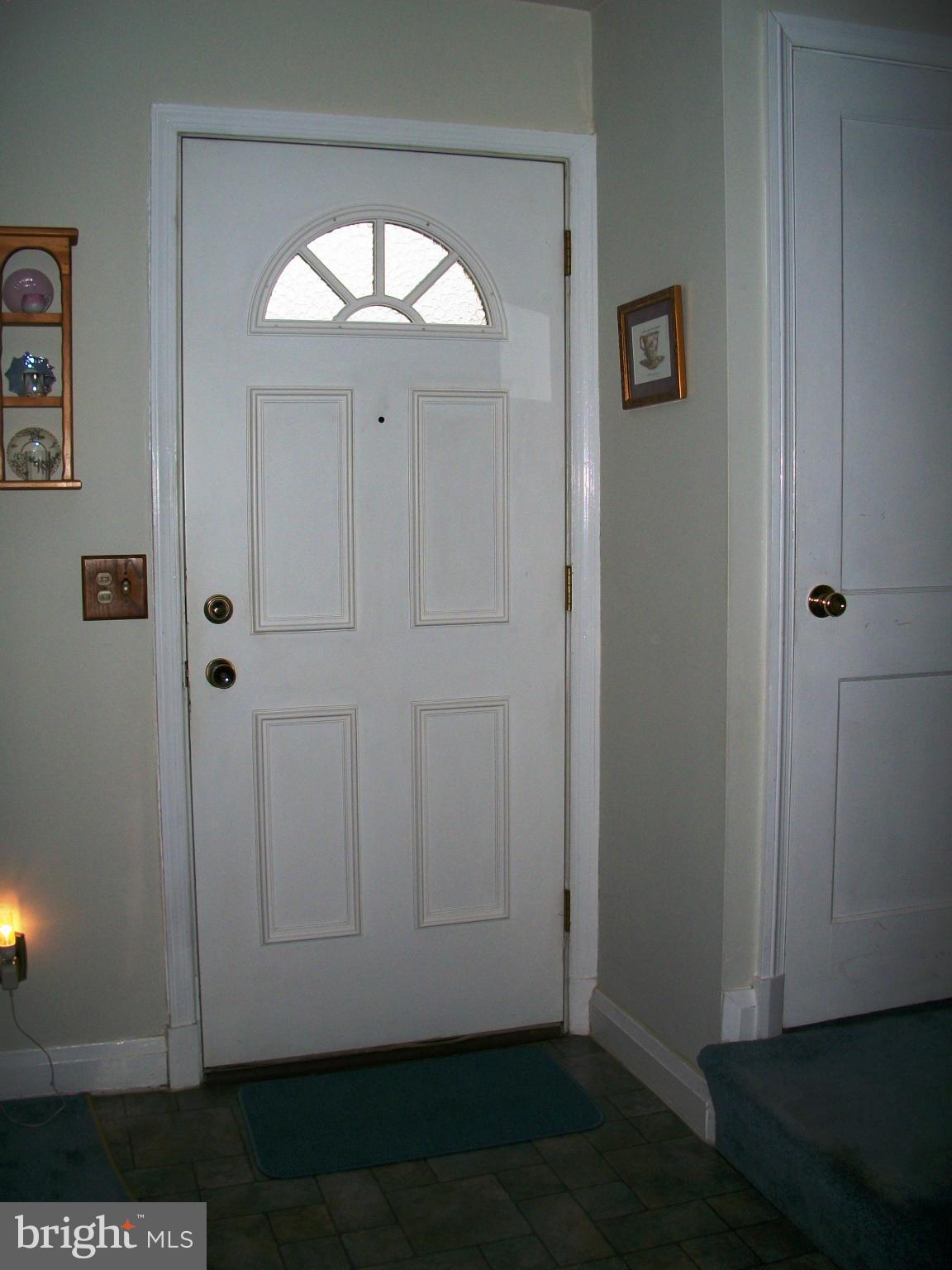 8662 Black Oak Road Baltimore, MD 21234 - Photo 5 of 30 a view of front door