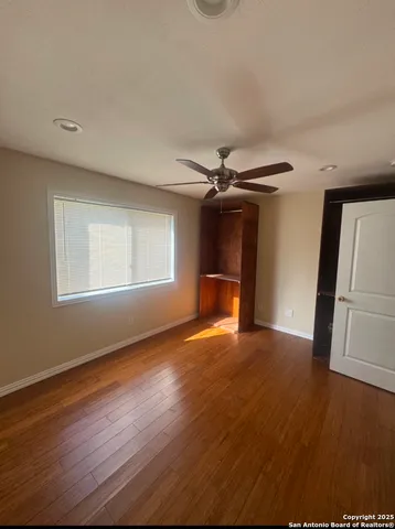 $1,150 | 219 West Silver Sands Drive, Unit 1, San Antonio, TX 78216