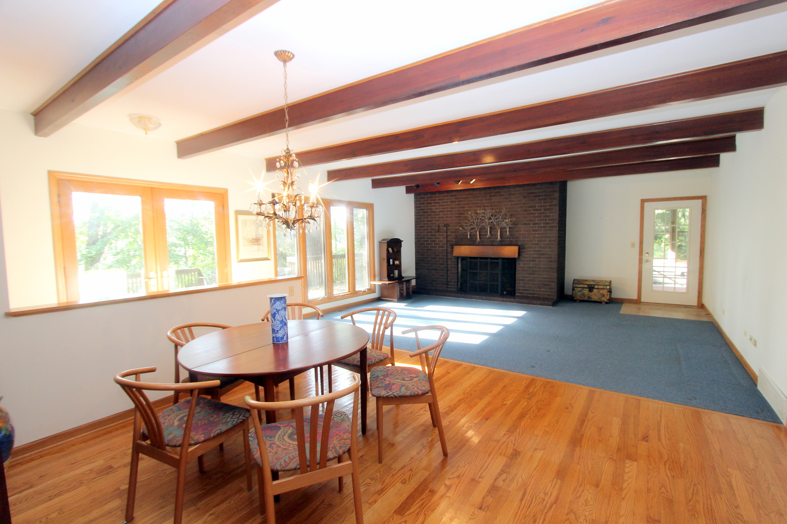 8411 E Crystal Springs Road Woodstock, IL 60098 - Photo 12 of 37