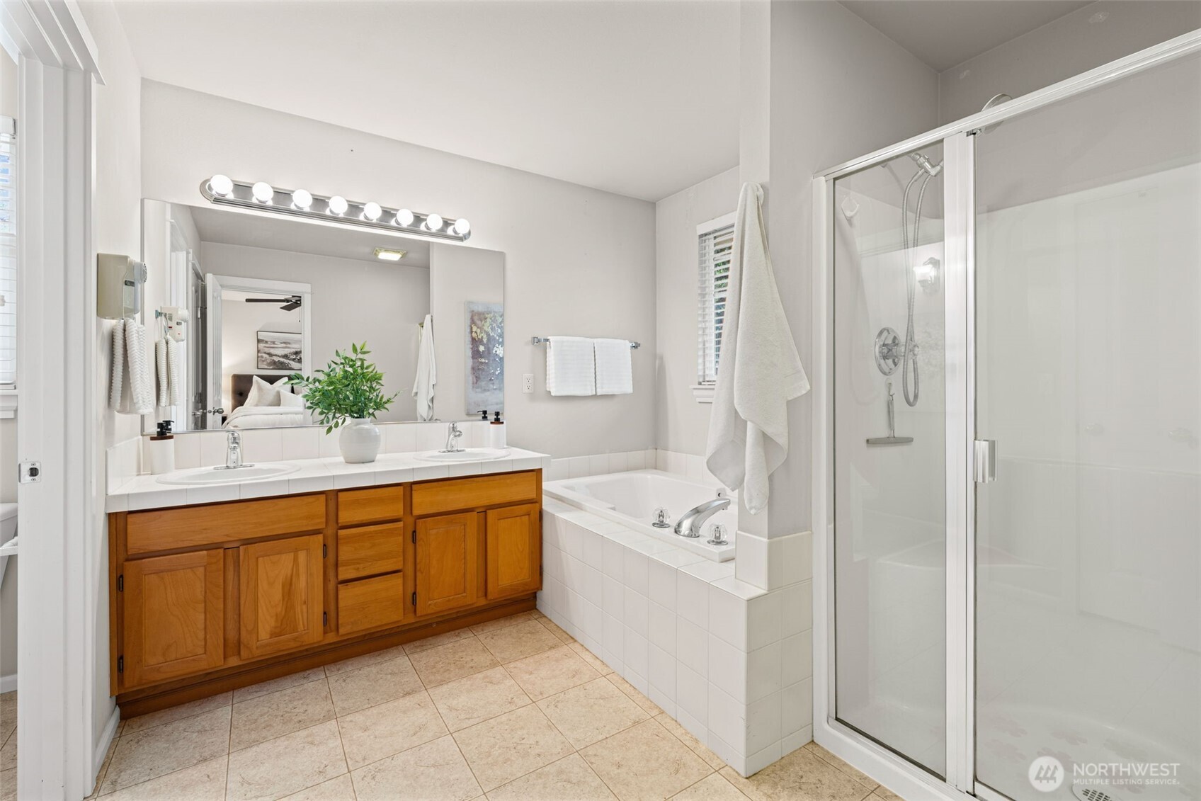 10939 Southeast 187th Lane Renton, WA 98055 - Photo 14 of 25 Gallery Image 14