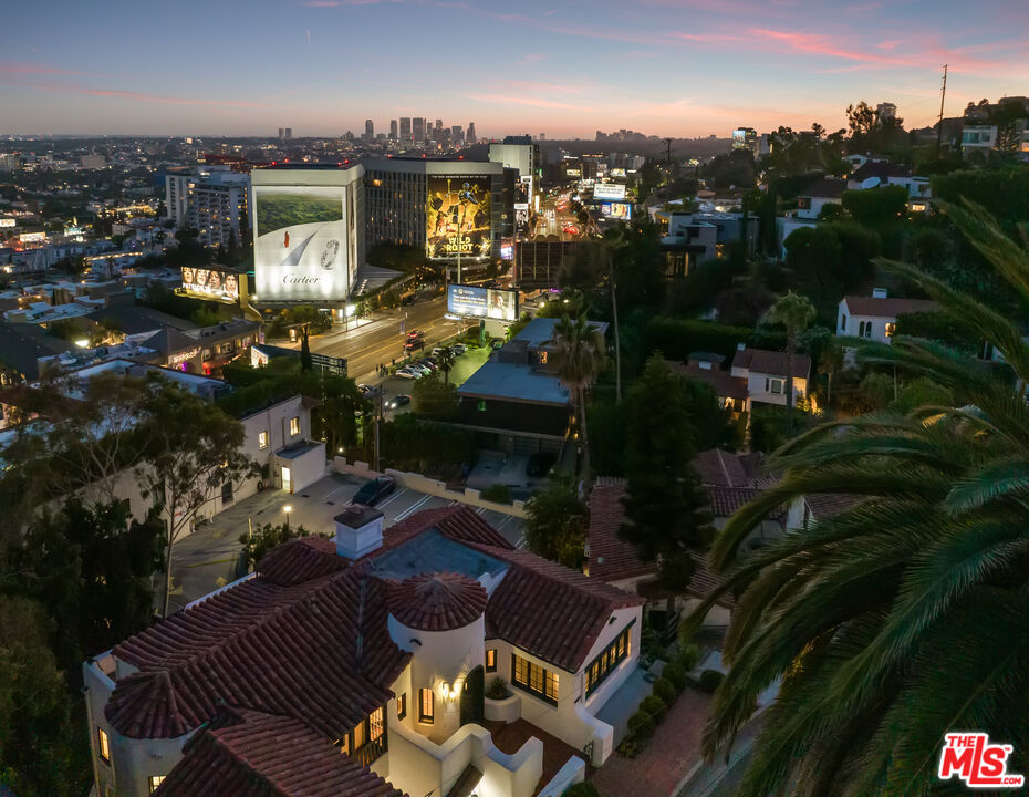 8420 Cresthill Road Los Angeles, CA 90069 - Photo 29 of 30 a view of city from balcony