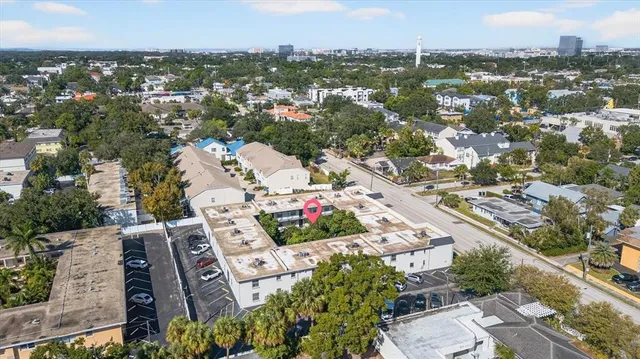 $1,850 | 2808 West Azeele Street, Unit 205, Tampa, FL 33609