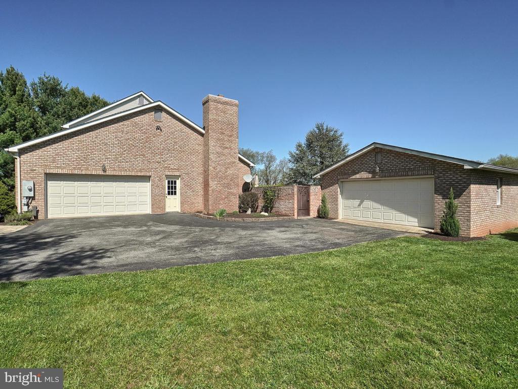 5007 South Renn Court Frederick, MD 21703 - Photo 5 of 67 Yes, two garages, 4 cars!