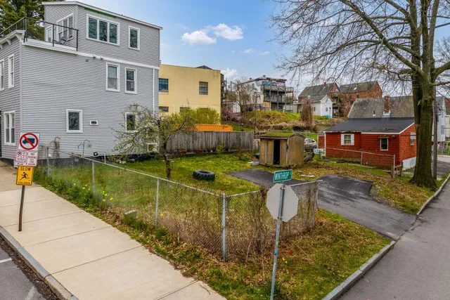 $475,000 | 20 Fox Street, Portland, ME 04101