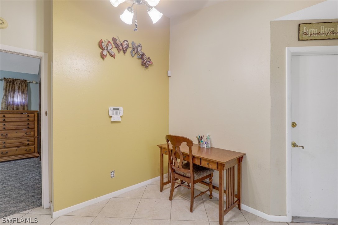 9073 Pineapple Road Fort Myers, FL 33967 - Photo 10 of 25 Gallery Image 10