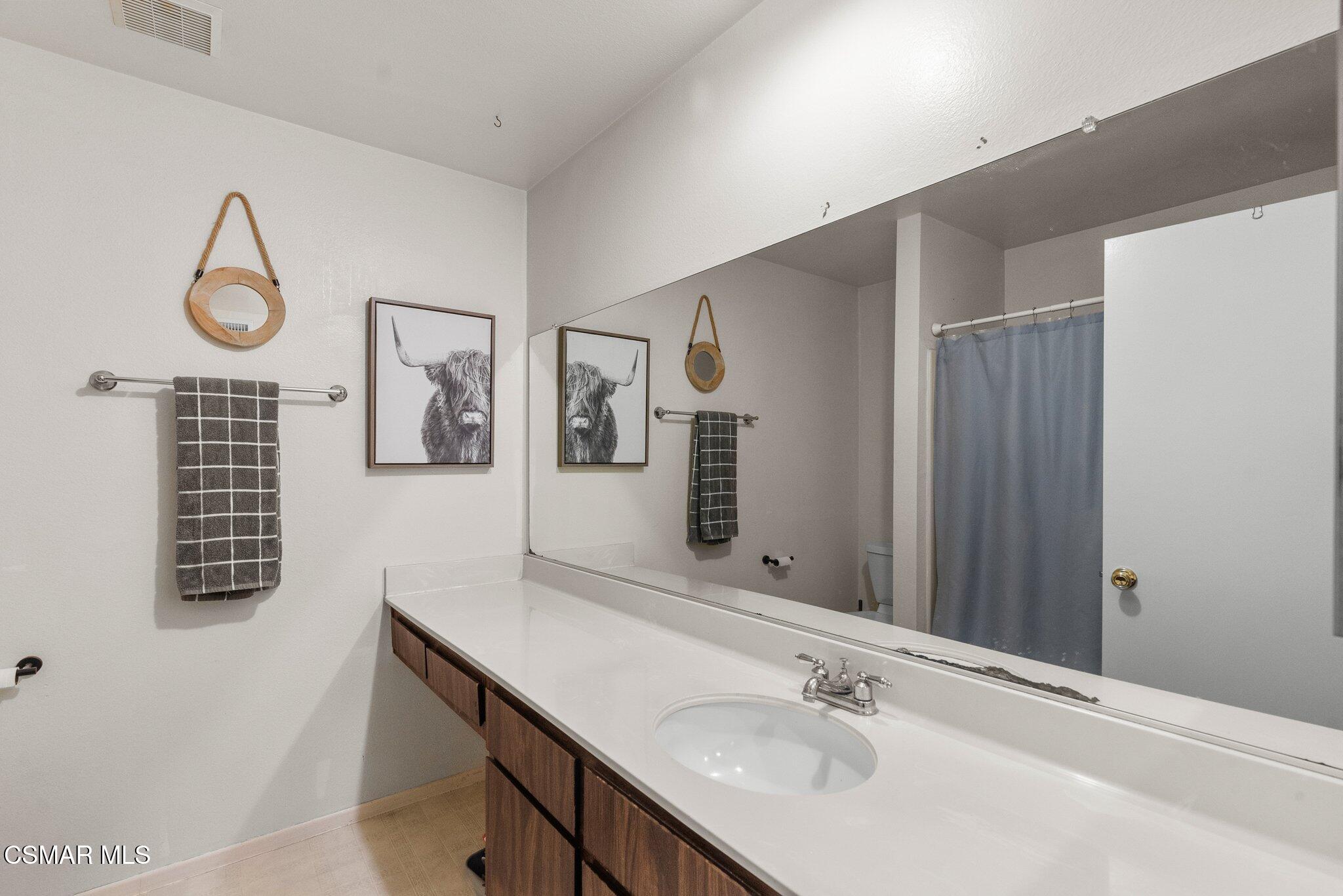 1712 Sinaloa Road, Unit 202 Simi Valley, CA 93065 - Photo 17 of 32 24-web-or-mls-DSC09434