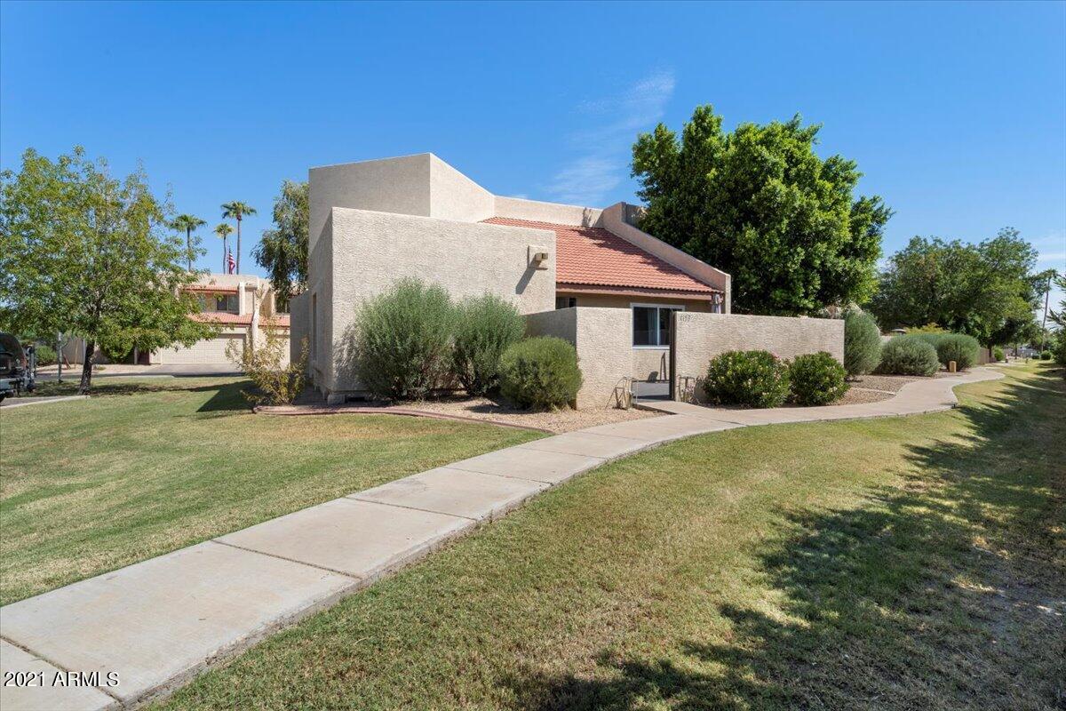 4153 West Boca Raton Road Phoenix, AZ 85053 - Photo 1 of 22 01-Front of Home