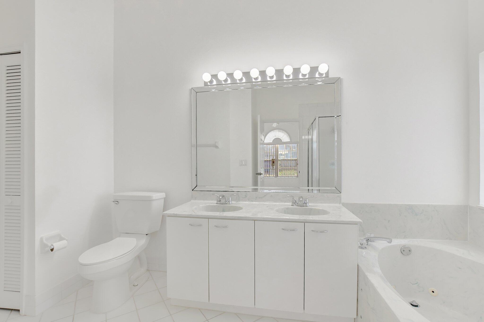 21894 Philmont Court Boca Raton, FL 33428 - Photo 15 of 52 21-web-or-mls-DSC_0956