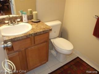 20805 Gill Road Farmington, MI 48335 - Photo 20 of 24 Powder Room.jpg