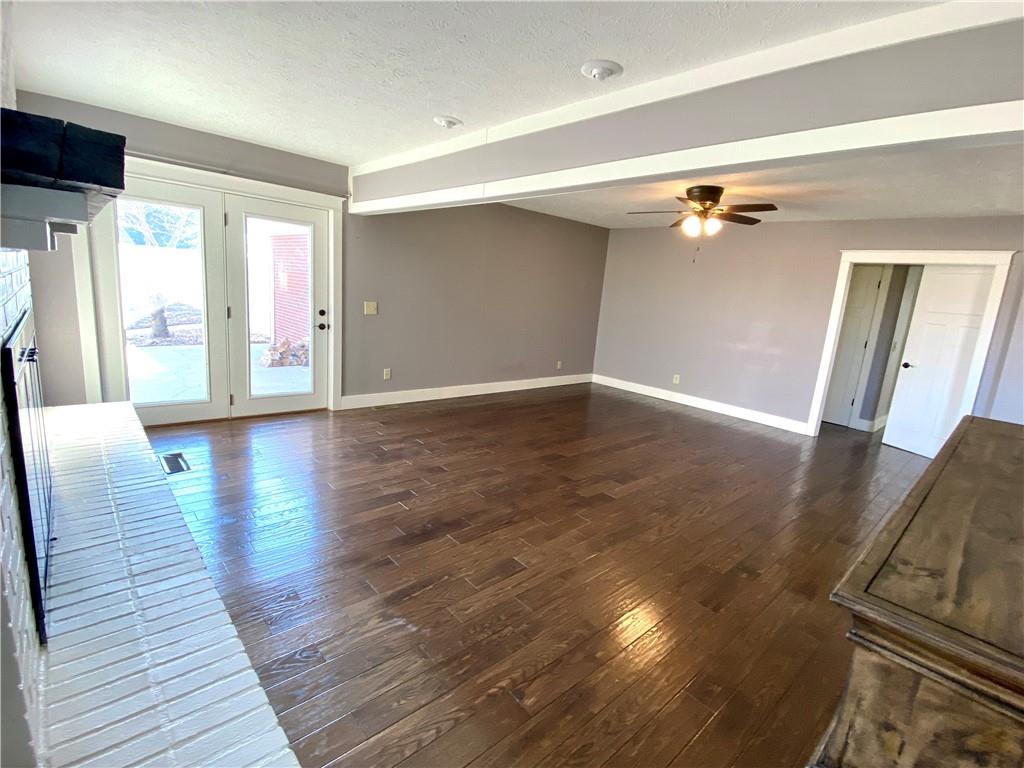 14701 South Jonesville Road Columbus, IN 47201 - Photo 14 of 38 Gallery Image 14