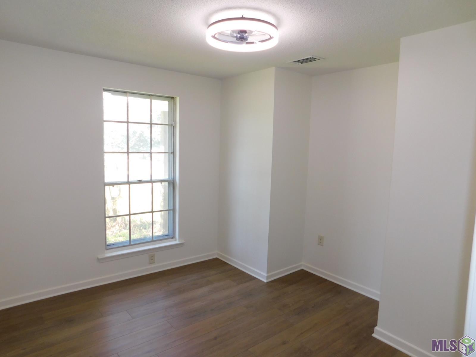 9421 Corinth Street Baton Rouge, LA 70816 - Photo 11 of 15