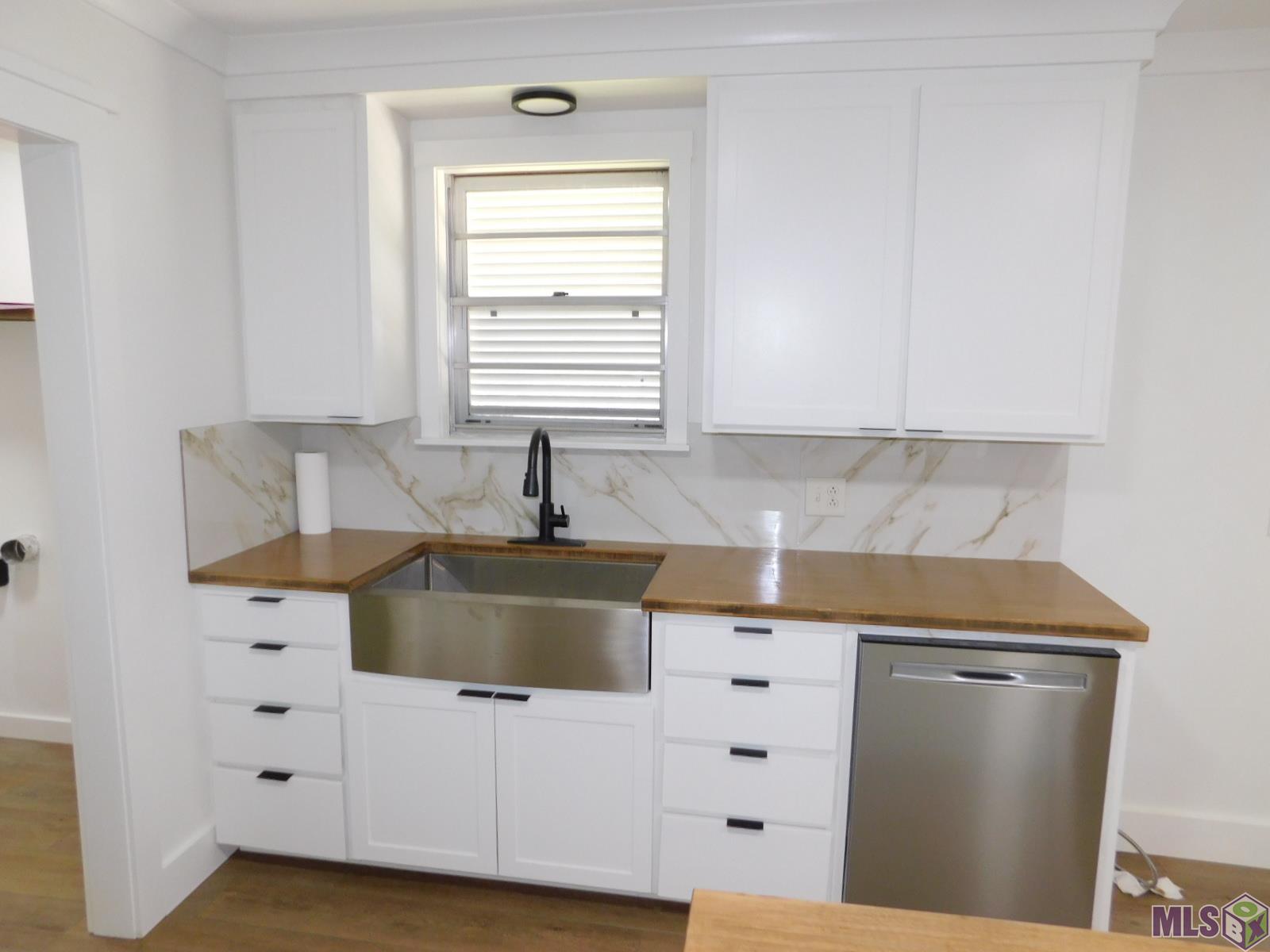 9421 Corinth Street Baton Rouge, LA 70816 - Photo 4 of 15