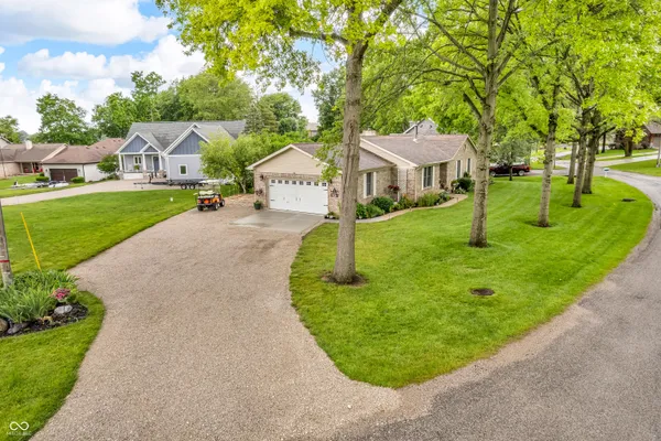 $715,000 | 101 Jefferson Valley, Coatesville, IN 46121