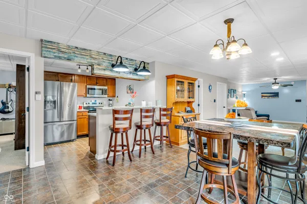 $715,000 | 101 Jefferson Valley, Coatesville, IN 46121