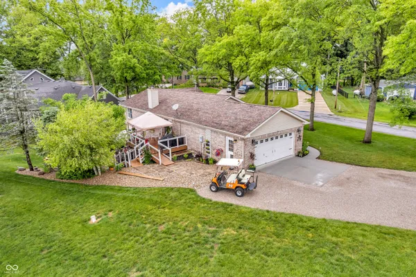 $715,000 | 101 Jefferson Valley, Coatesville, IN 46121