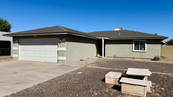 $1,699 | 4502 West Edgemont Avenue, Phoenix, AZ 85035