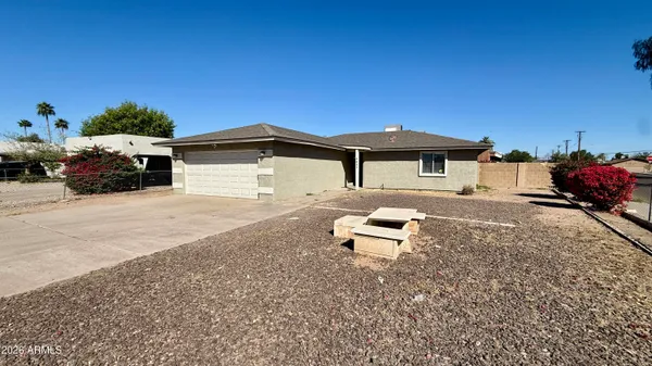 $1,699 | 4502 West Edgemont Avenue, Phoenix, AZ 85035