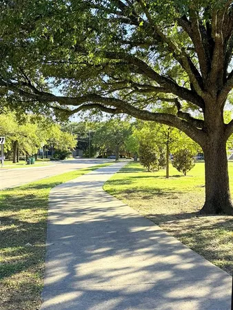$478,400 | 1420 Mistywood Lane, Denton, TX 76209