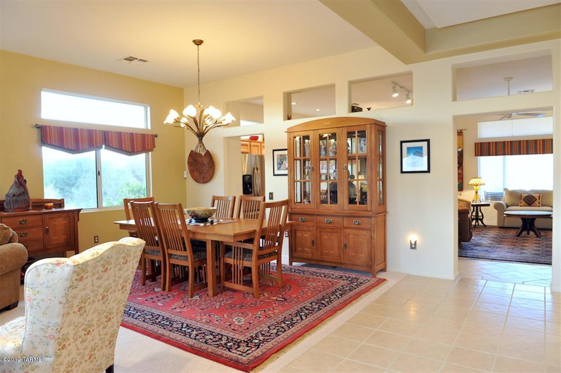 1051 East Royal Oak Road Tucson, AZ 85755 - Photo 4 of 32