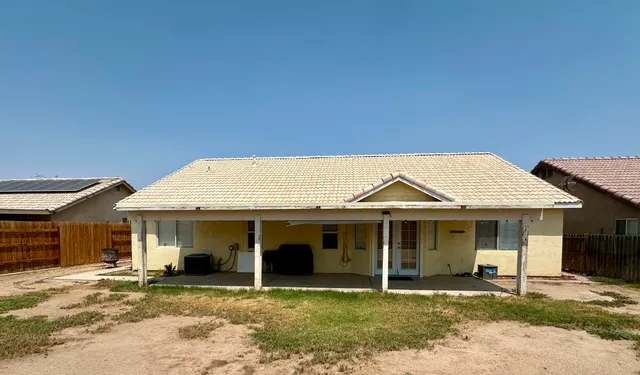 $312,999 | 157 Shaded Palm, Blythe, CA 92225
