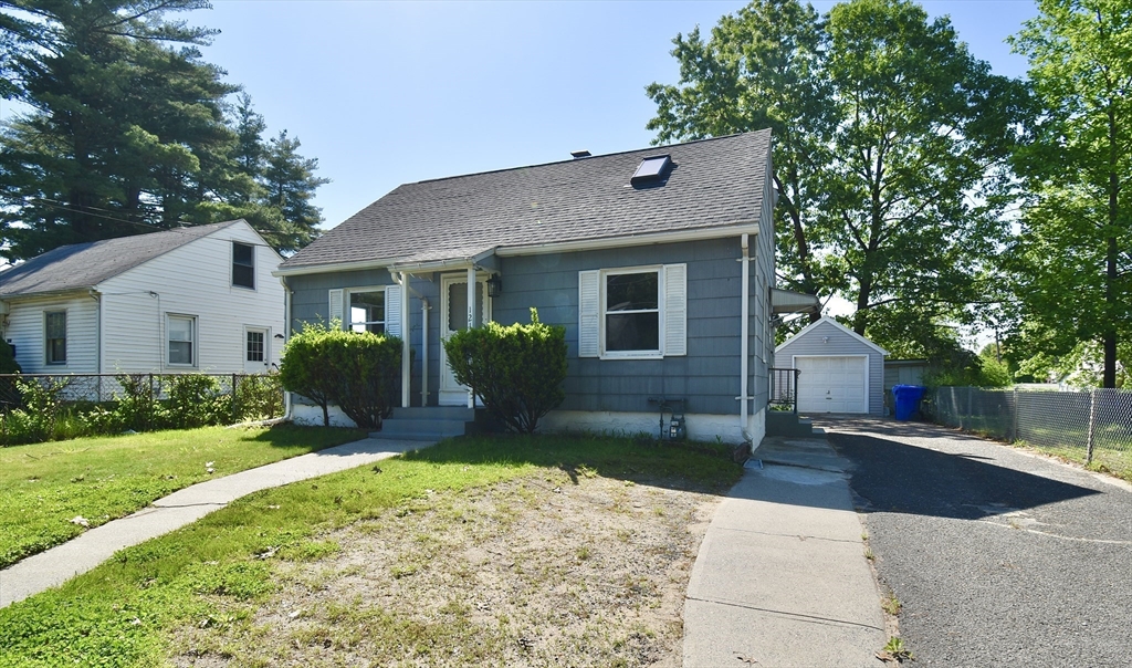 1211 Page Boulevard Springfield, MA 01104 - Photo 21 of 29 Gallery Image 21