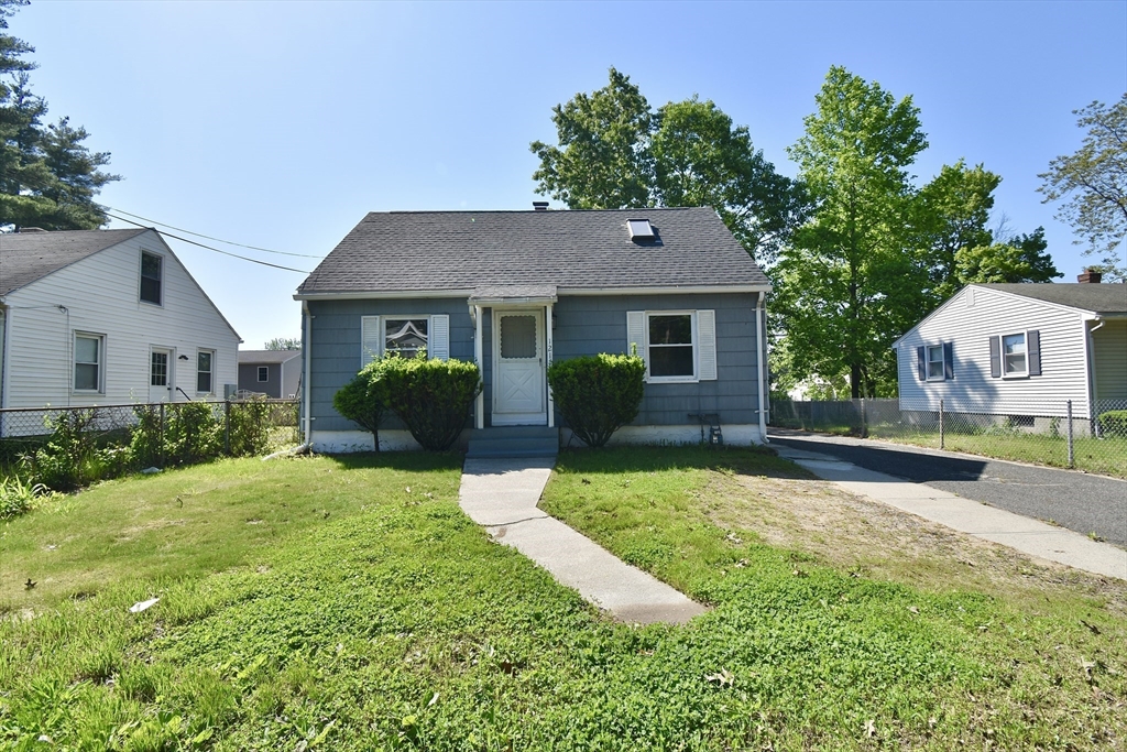 1211 Page Boulevard Springfield, MA 01104 - Photo 22 of 29 Gallery Image 22