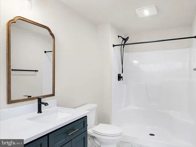 $433,800 | 13 Rolling Meadow Road, Lebanon, PA 17046