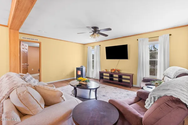 $324,900 | 50 South Lincoln Drive, Cairo, NY 12413