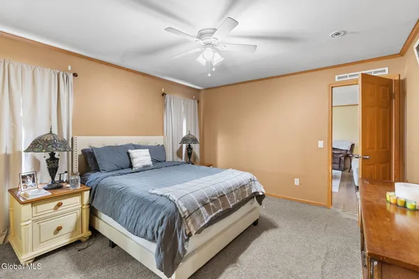 $324,900 | 50 South Lincoln Drive, Cairo, NY 12413