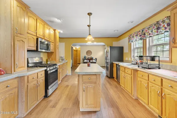 $324,900 | 50 South Lincoln Drive, Cairo, NY 12413