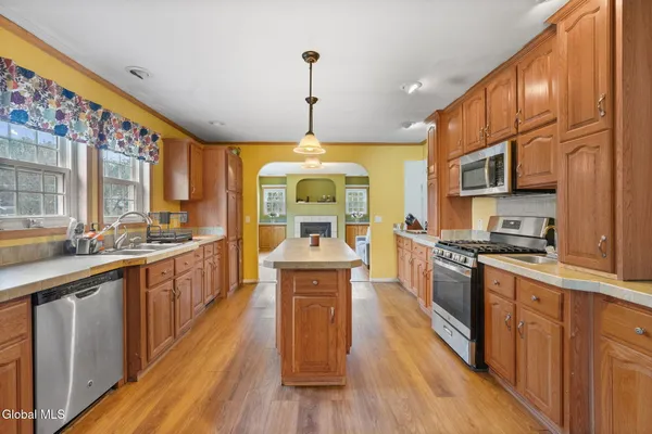 $324,900 | 50 South Lincoln Drive, Cairo, NY 12413