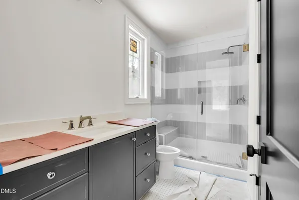 $1,995,000 | 4 Chantilly Place, Durham, NC 27707