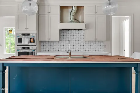 $1,995,000 | 4 Chantilly Place, Durham, NC 27707