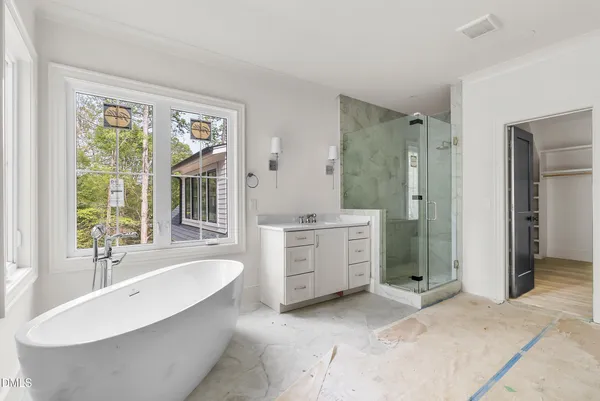 $1,995,000 | 4 Chantilly Place, Durham, NC 27707