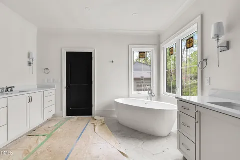 $1,995,000 | 4 Chantilly Place, Durham, NC 27707