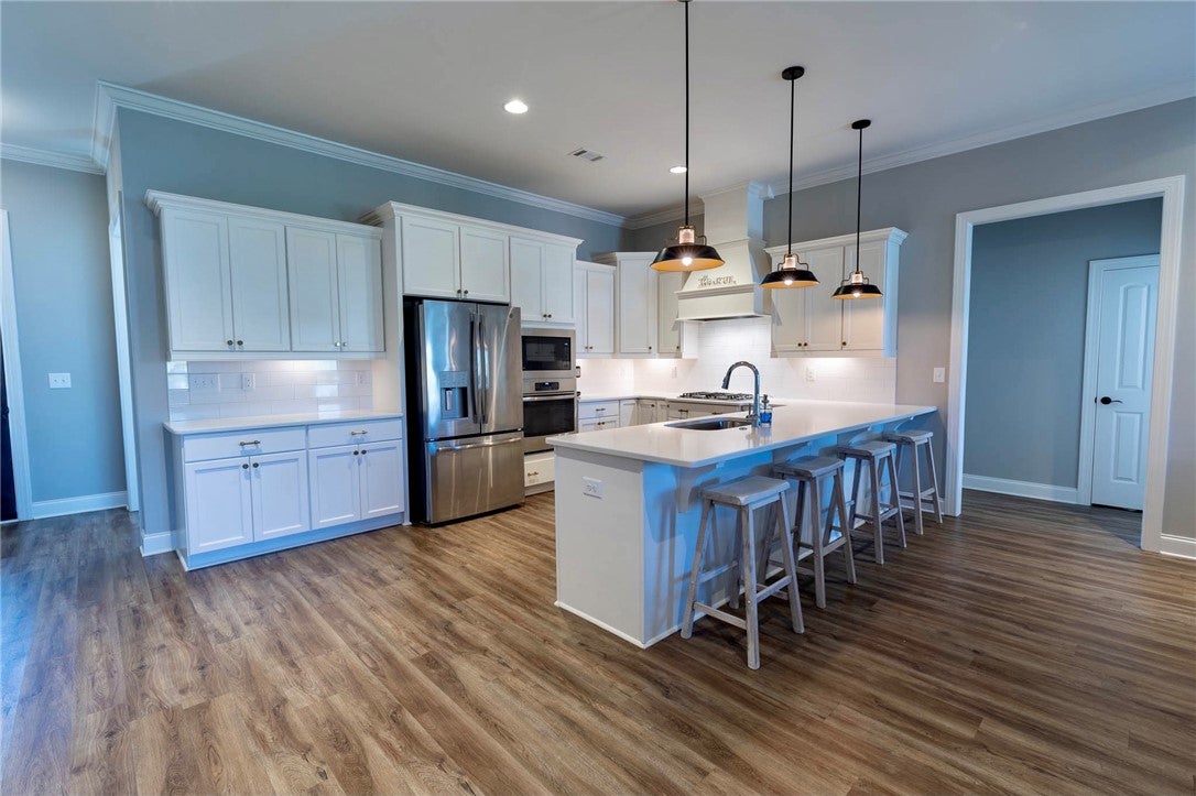 2934 Spring Lakes Crossing Opelika, AL 36801 - Photo 8 of 40 Gallery Image 8