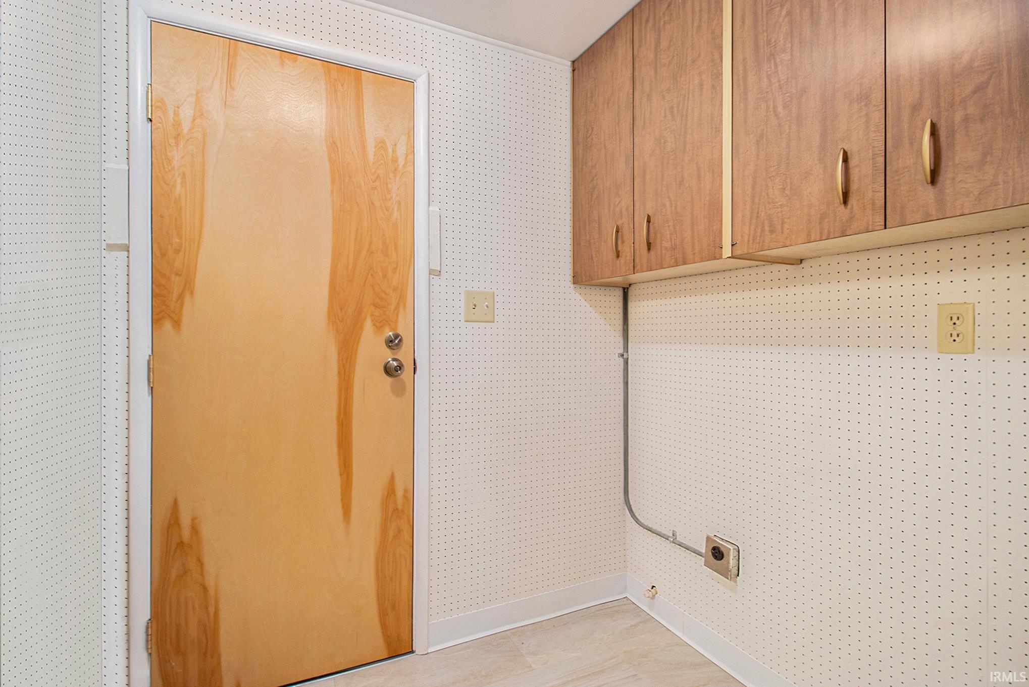 4901 Craig Road South Bend, IN 46614 - Photo 18 of 23 Gallery Image 18
