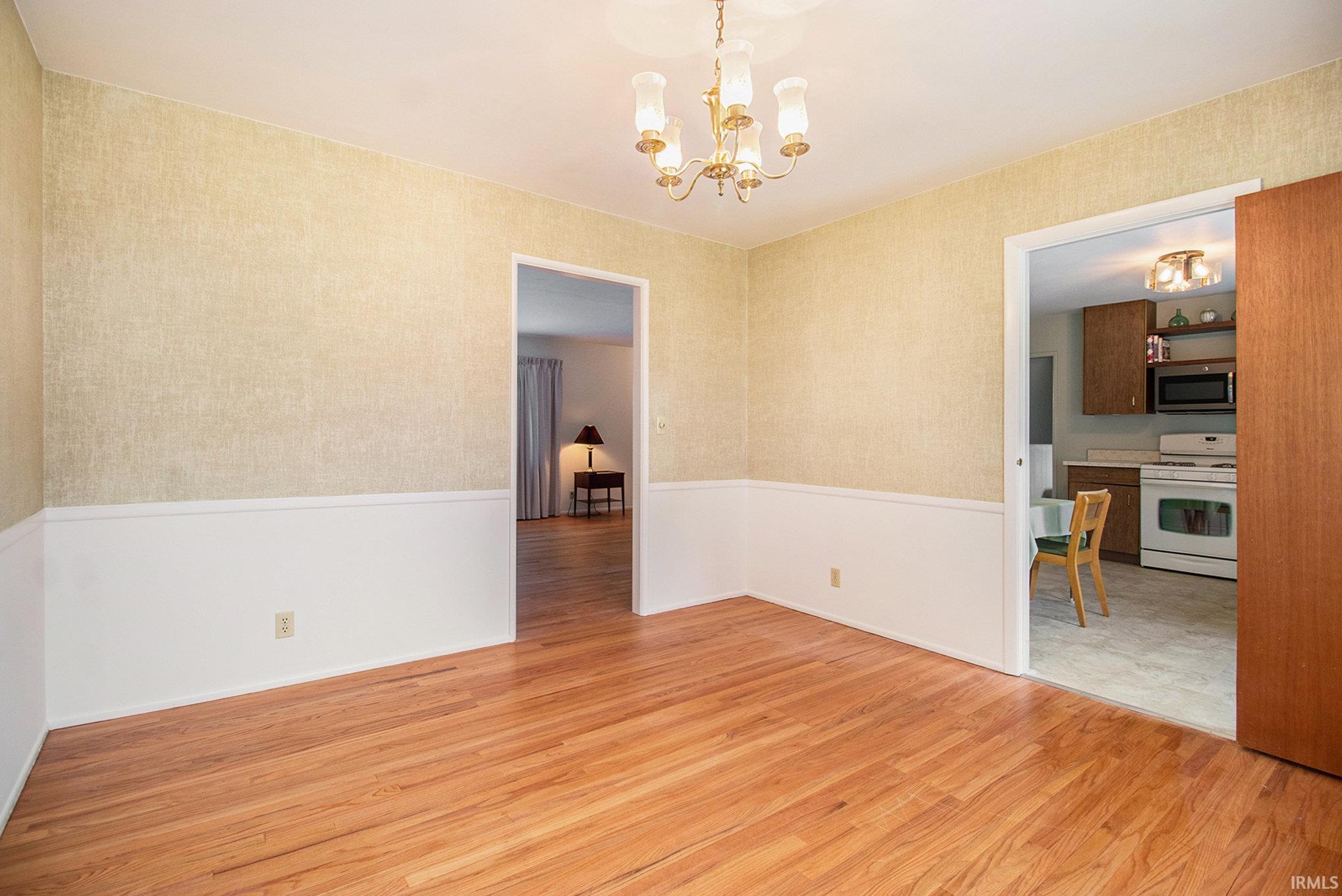 4901 Craig Road South Bend, IN 46614 - Photo 5 of 23 Gallery Image 5