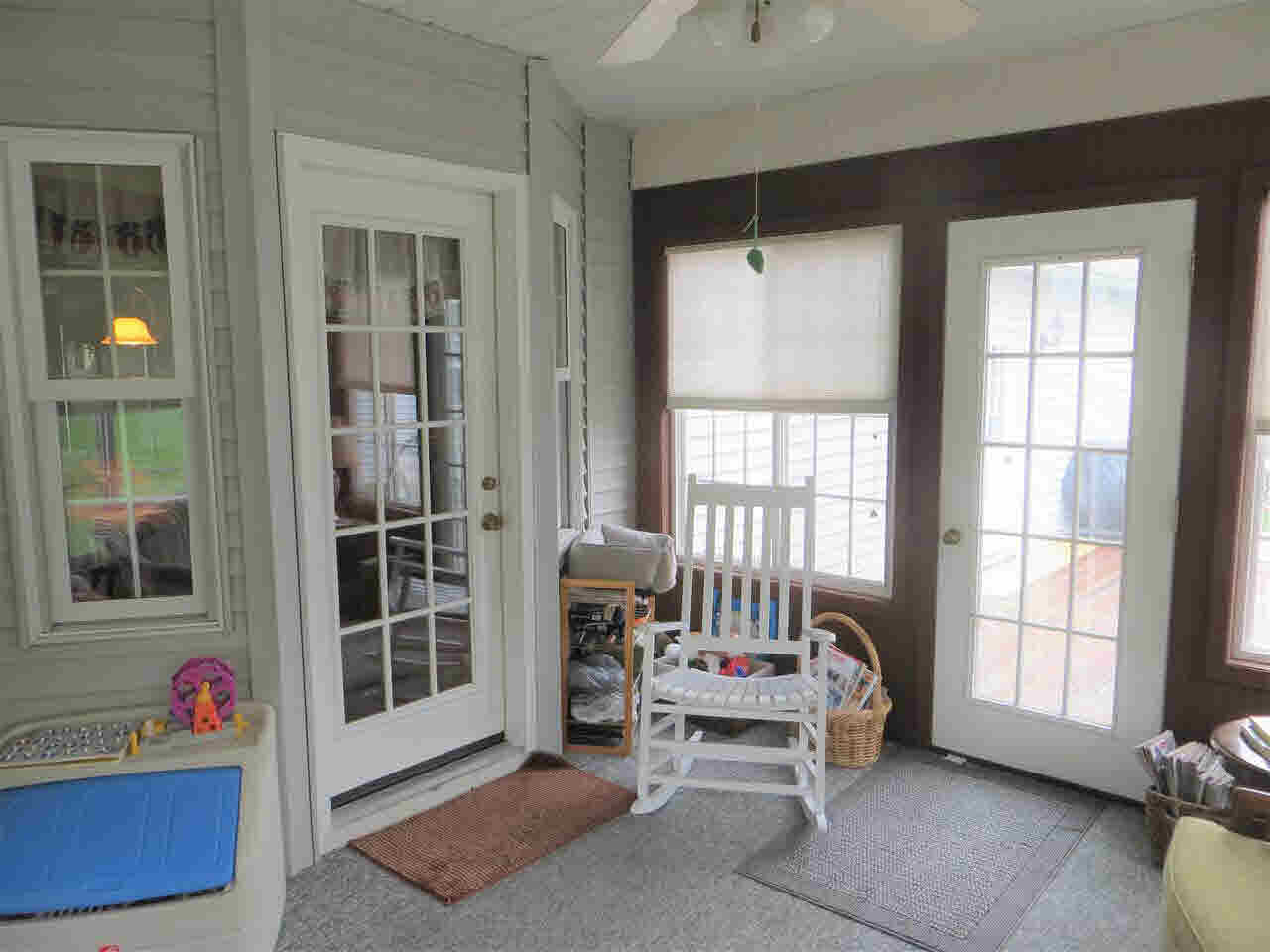 5961 Oakbrook Road Davenport, IA 52806 - Photo 11 of 24 Gallery Image 11