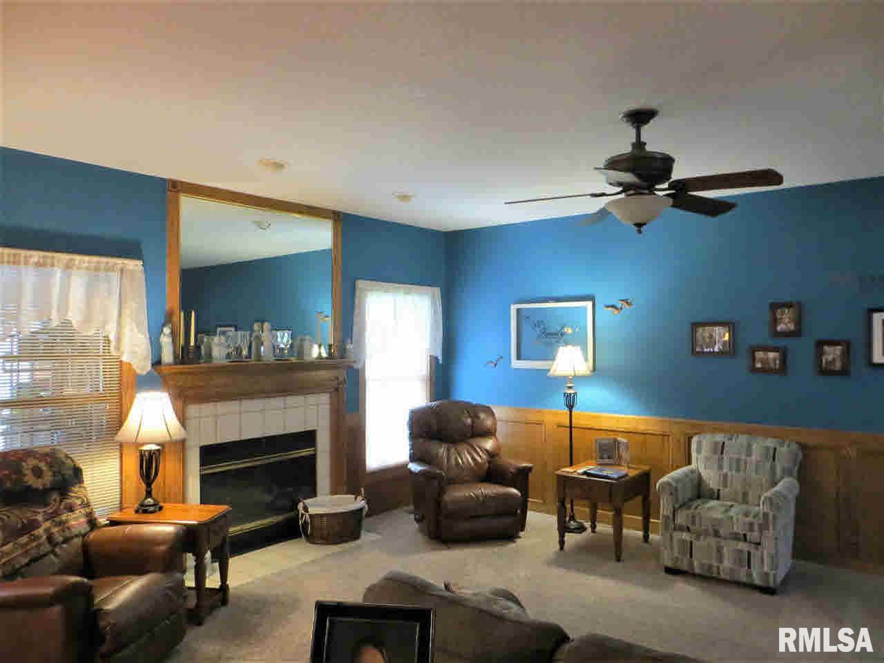 5961 Oakbrook Road Davenport, IA 52806 - Photo 6 of 24 Gallery Image 6