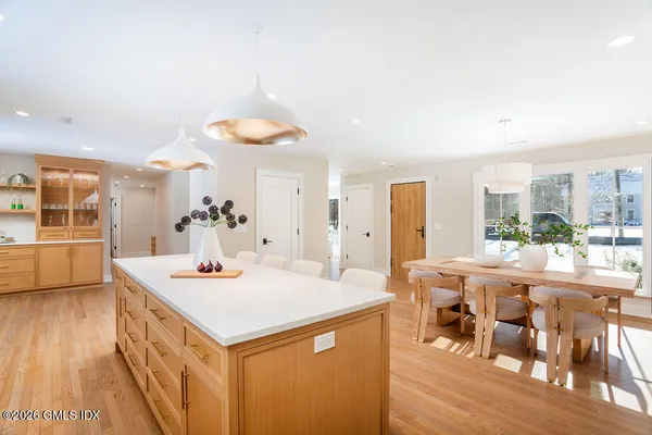 $2,865,000 | 49 Salisbury Road, Darien, CT 06820