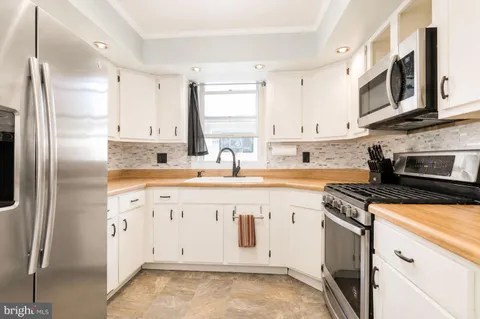 $410,000 | 2471 Radcliffe Avenue, Abington, PA 19001