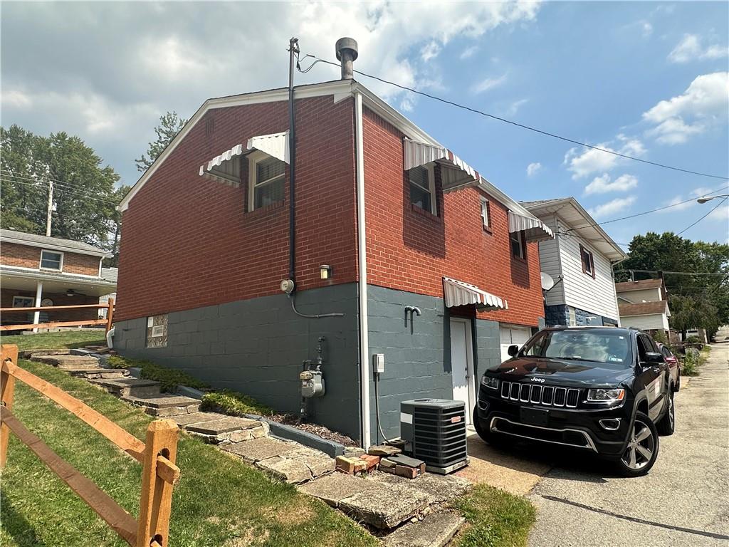 608 R Pennsylvania Avenue Irwin, PA 15642 - Photo 6 of 6 Gallery Image 6