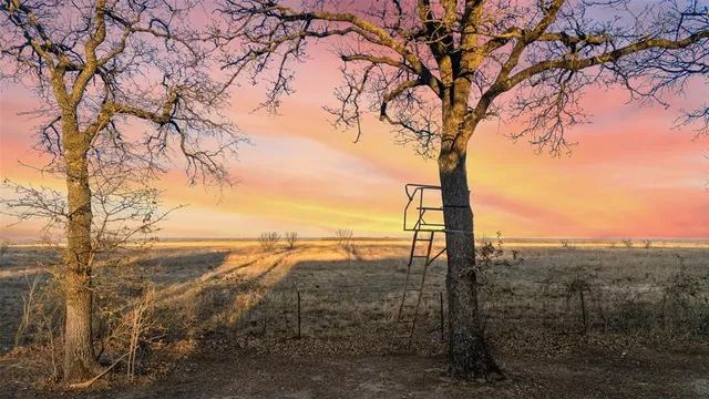 $849,900 | 102 County Road 424A, Lorena, TX 76655