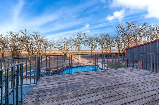 $849,900 | 102 County Road 424A, Lorena, TX 76655