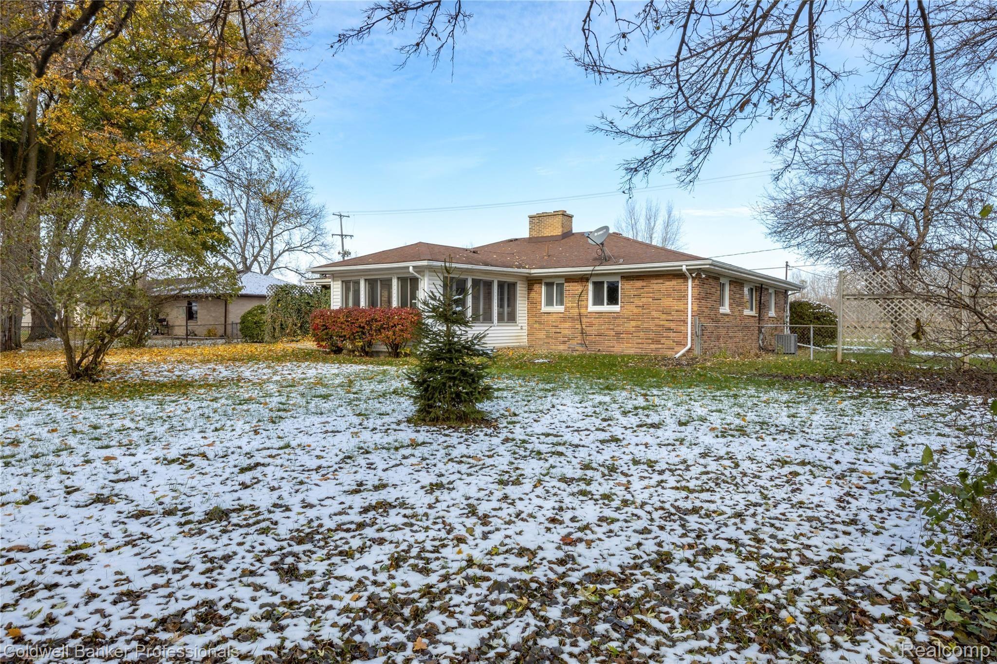 5849 Shattuck Road Saginaw, MI 48603 - Photo 40 of 41 0R5A7167.jpg